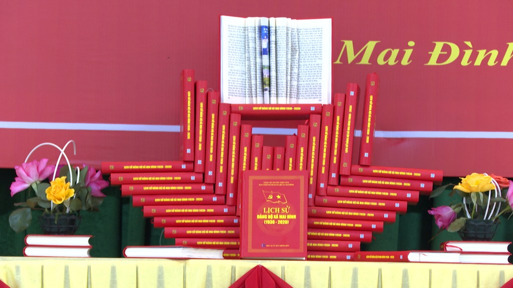 Đảng bộ xã Mai Đình ra mắt cuốn Lịch sử Đảng bộ xã giai đoạn 1930 –&nbsp;2020