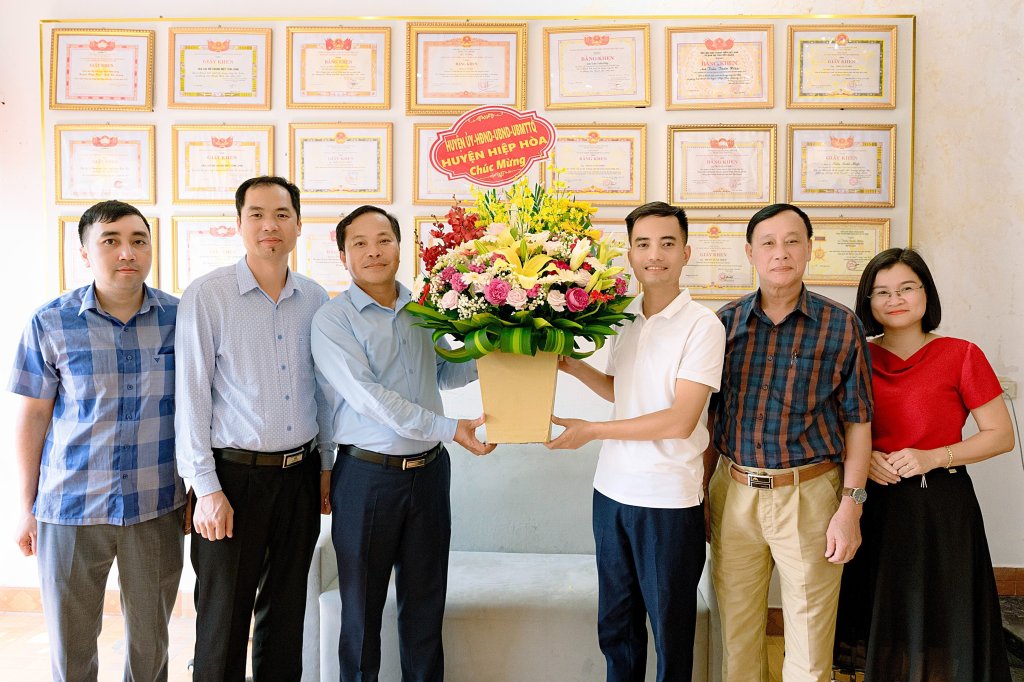 Gặp mặt kỷ niệm Ngày Báo chí Cách mạng Việt Nam&nbsp;21/6