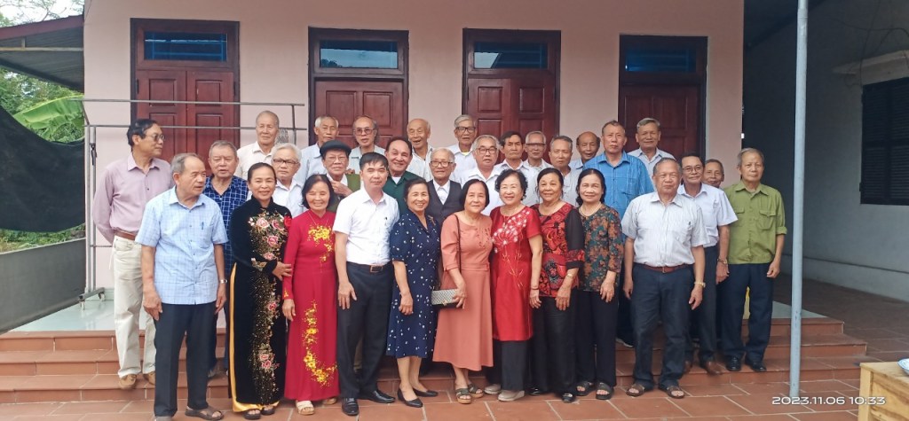 Gặp mặt Hội cựu học sinh THCS Quang Minh niên khóa&nbsp;1959-1962