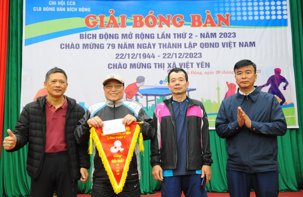 Bắc Giang: Khai mạc giải bóng bàn mở rộng lần thứ 2 năm 2023 tại thị trấn Bích Động (Việt&nbsp;Yên)