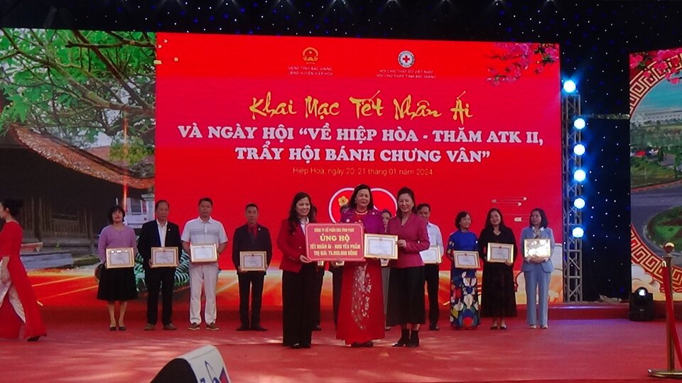 Công ty cổ phần bất động sản Vĩnh Phát Bắc Giang tham dự Tết nhân ái năm 2024 tại Hiệp&nbsp;Hòa