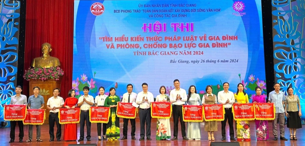 Hiệp Hòa đạt giải A tại hội thi tìm hiểu kiến thức phòng, chống bạo lực gia&nbsp;đình
