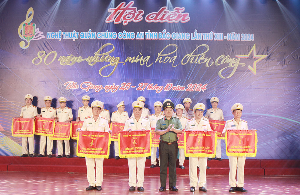 Công an huyện Hiệp Hòa đạt giải nhất tại Hội diễn nghệ thuật quần&nbsp;chúng