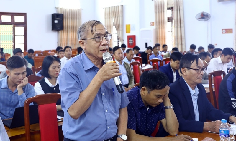 Đảng ủy xã Hoàng Vân tổ chức hội nghị giao ban với Bí thư chi bộ, Trưởng thôn và Tổng kết công tác phòng chống lụt&nbsp;bão