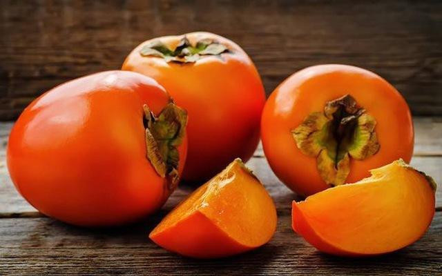 Trẻ em và người già nên thận trọng ăn&nbsp;hồng